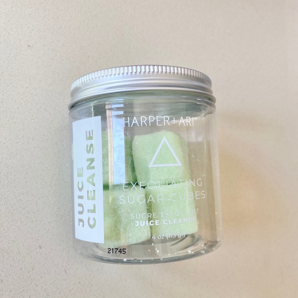 Harper + Ari exfoliating sugar cubes